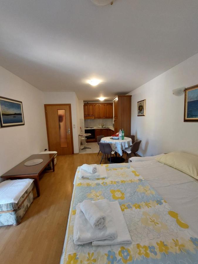 Apartman Mira Makarska Exterior photo